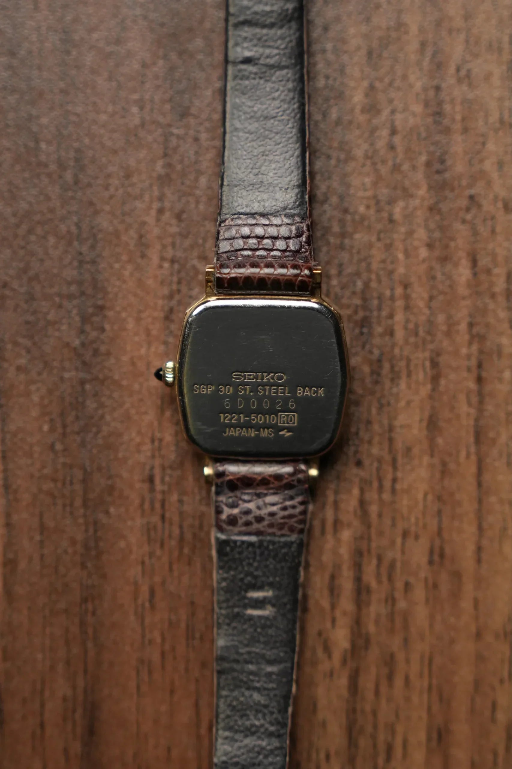 1976 Seiko Exceline Ladies Quartz Brown Band 1221-5010