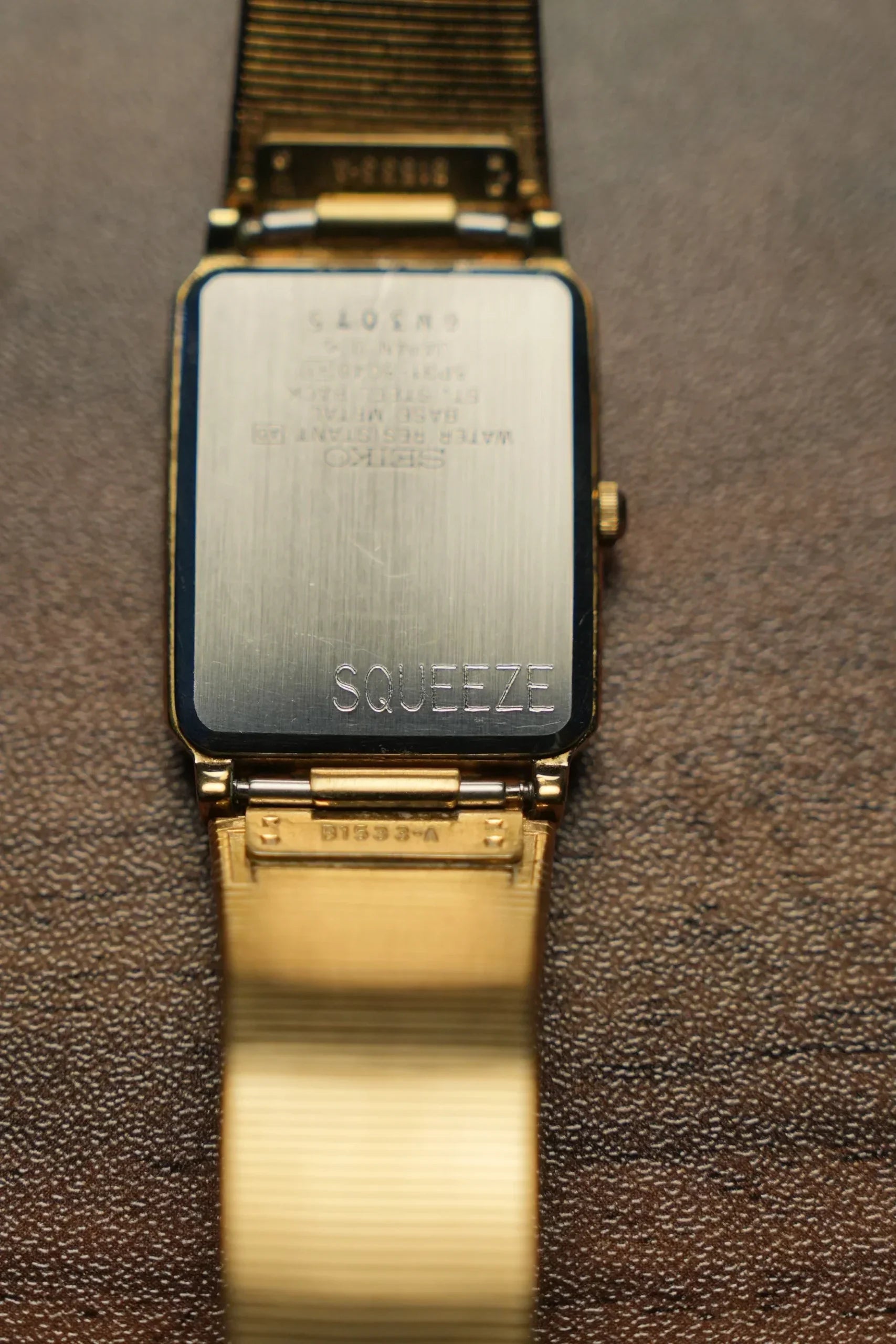 SEIKO 5P31-5C40 Galaxy Quartz 1986 Short Band for Ladies