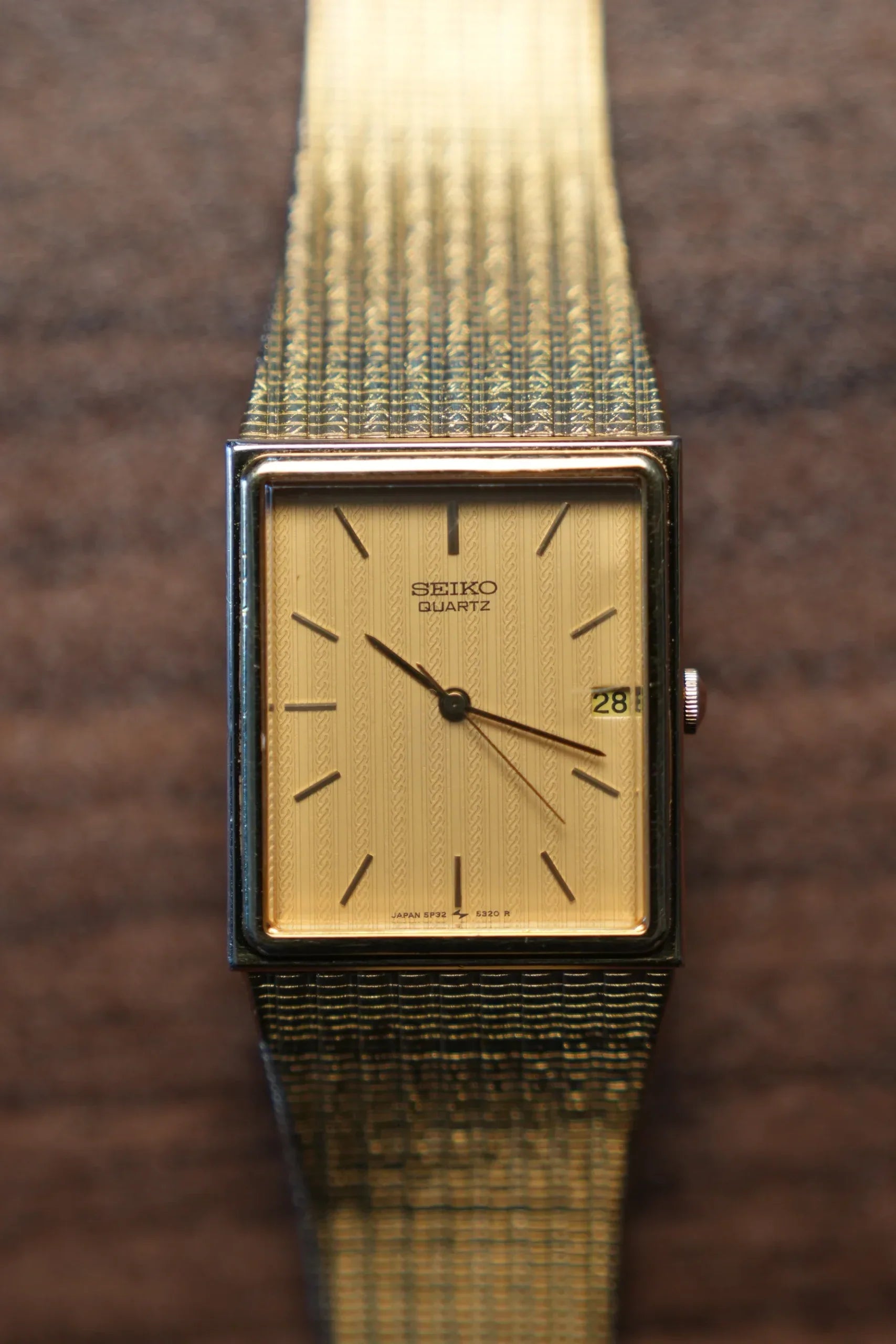 1987 Seiko Tank Quartz Gold Rare Dial 5P32-5239