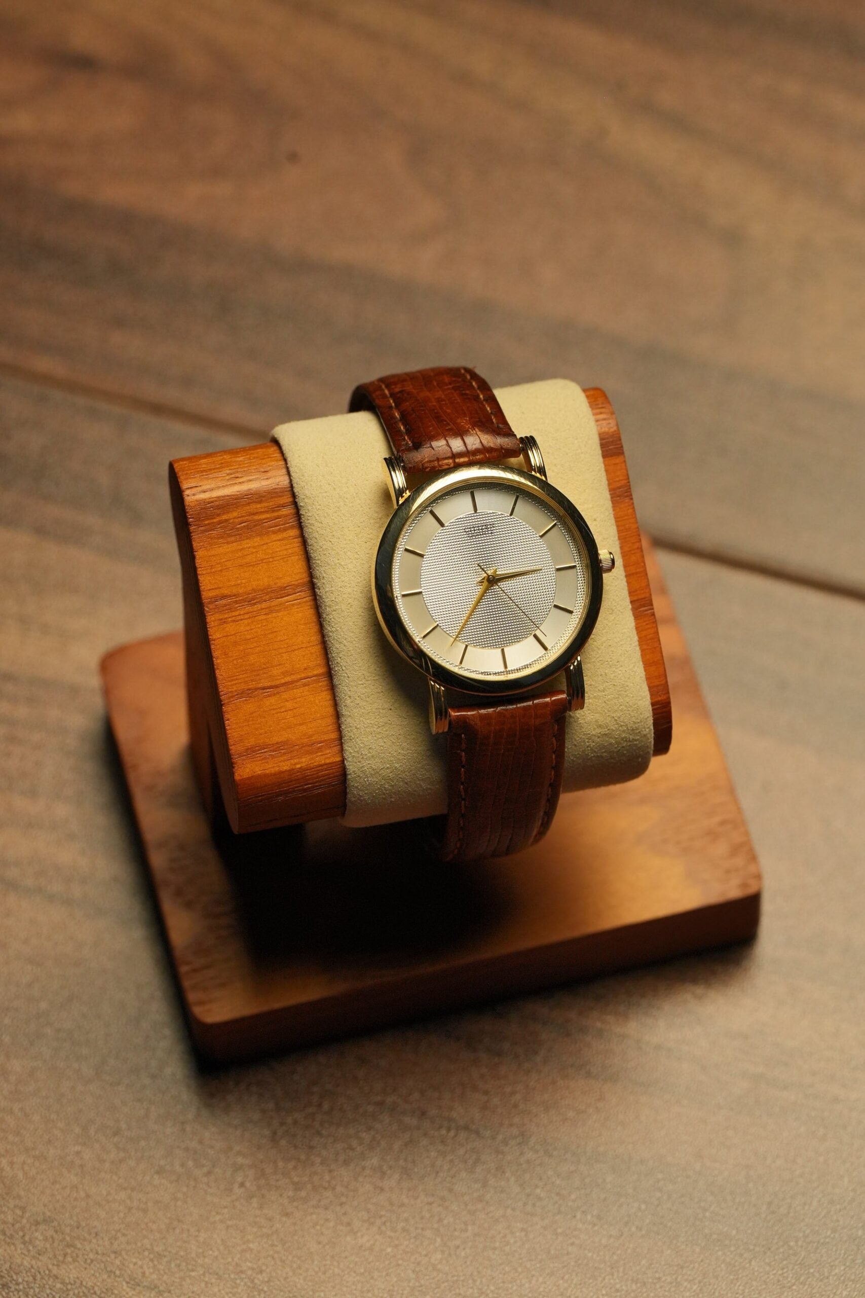 CITIZEN 6031-S49836 Quartz 80s