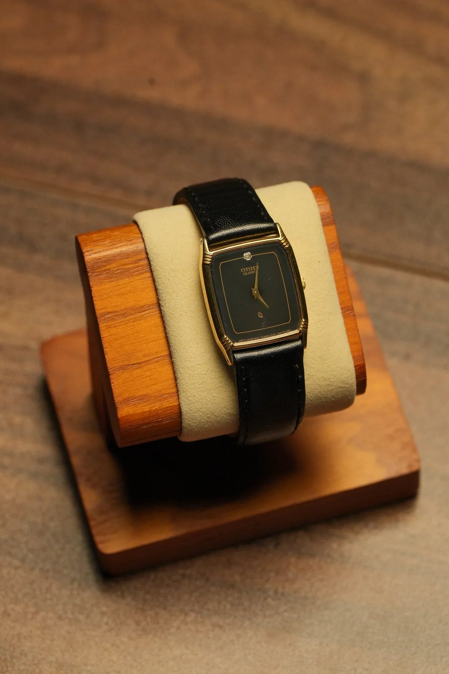 CITIZEN Vintage Tank 3220-940784 70s Quartz