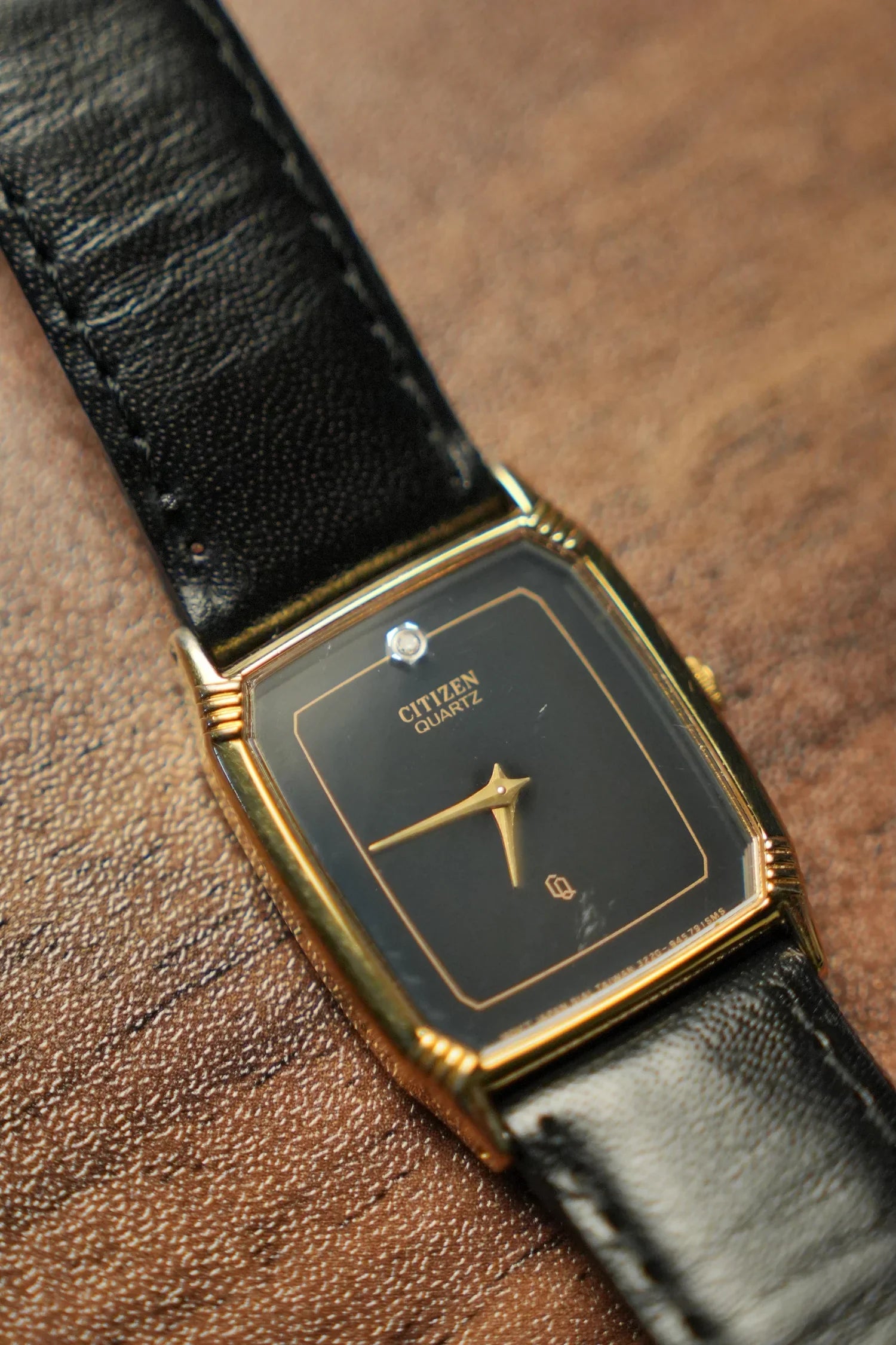 1971 Seiko Chariot Tank Linen Dial Manual Wind 2220-3199