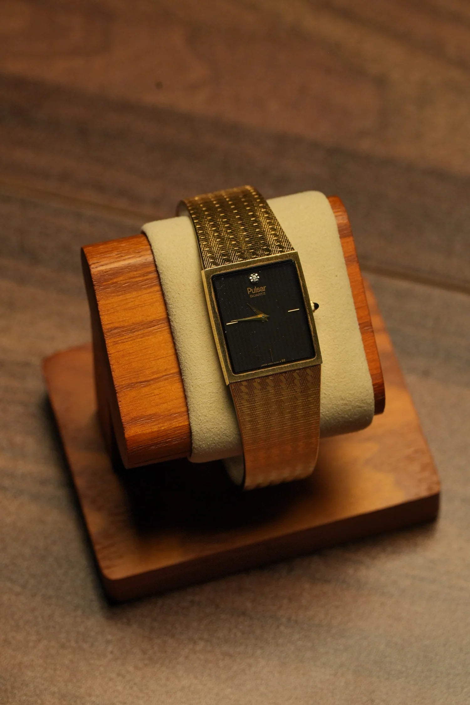 Pulsar Gold Black Dial Tank